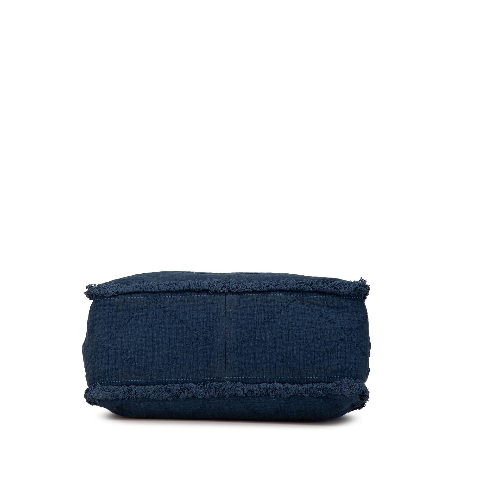 Chanel Medium CC Double Face Deauville Satchel (SHG-b6DXf8)