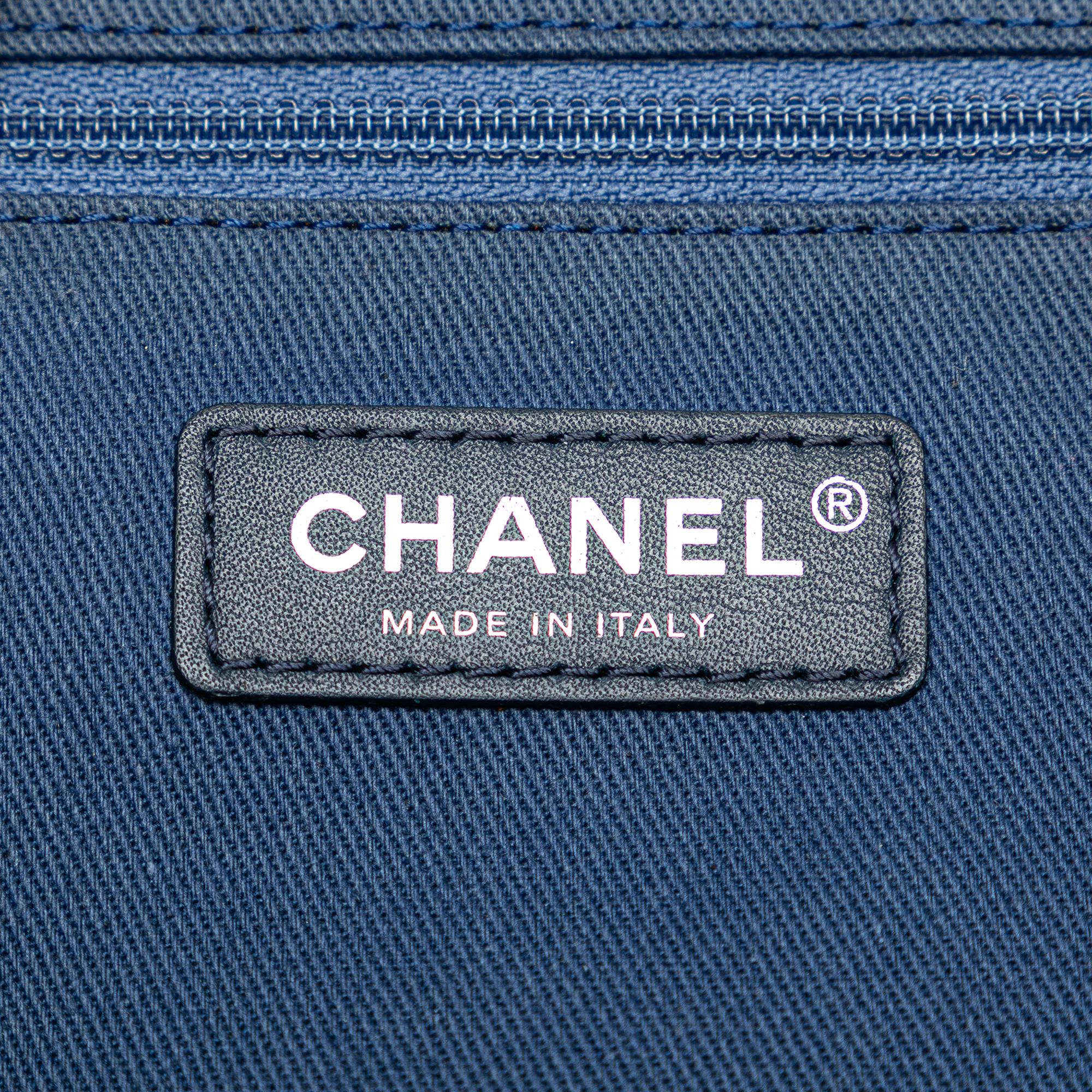 Chanel Medium CC Double Face Deauville Satchel (SHG-b6DXf8)