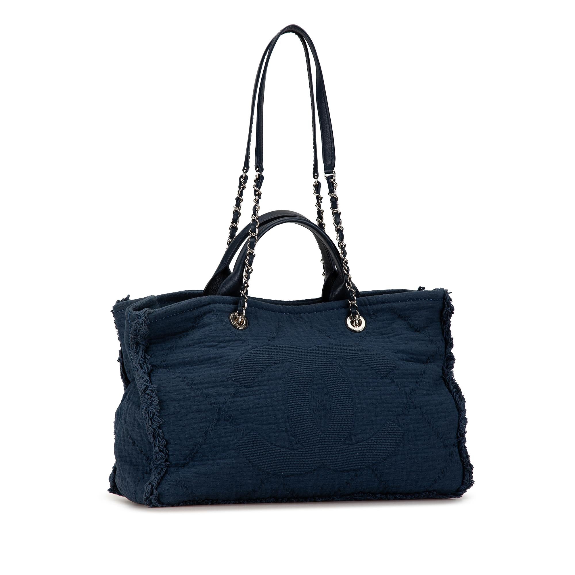Chanel Medium CC Double Face Deauville Satchel (SHG-b6DXf8)