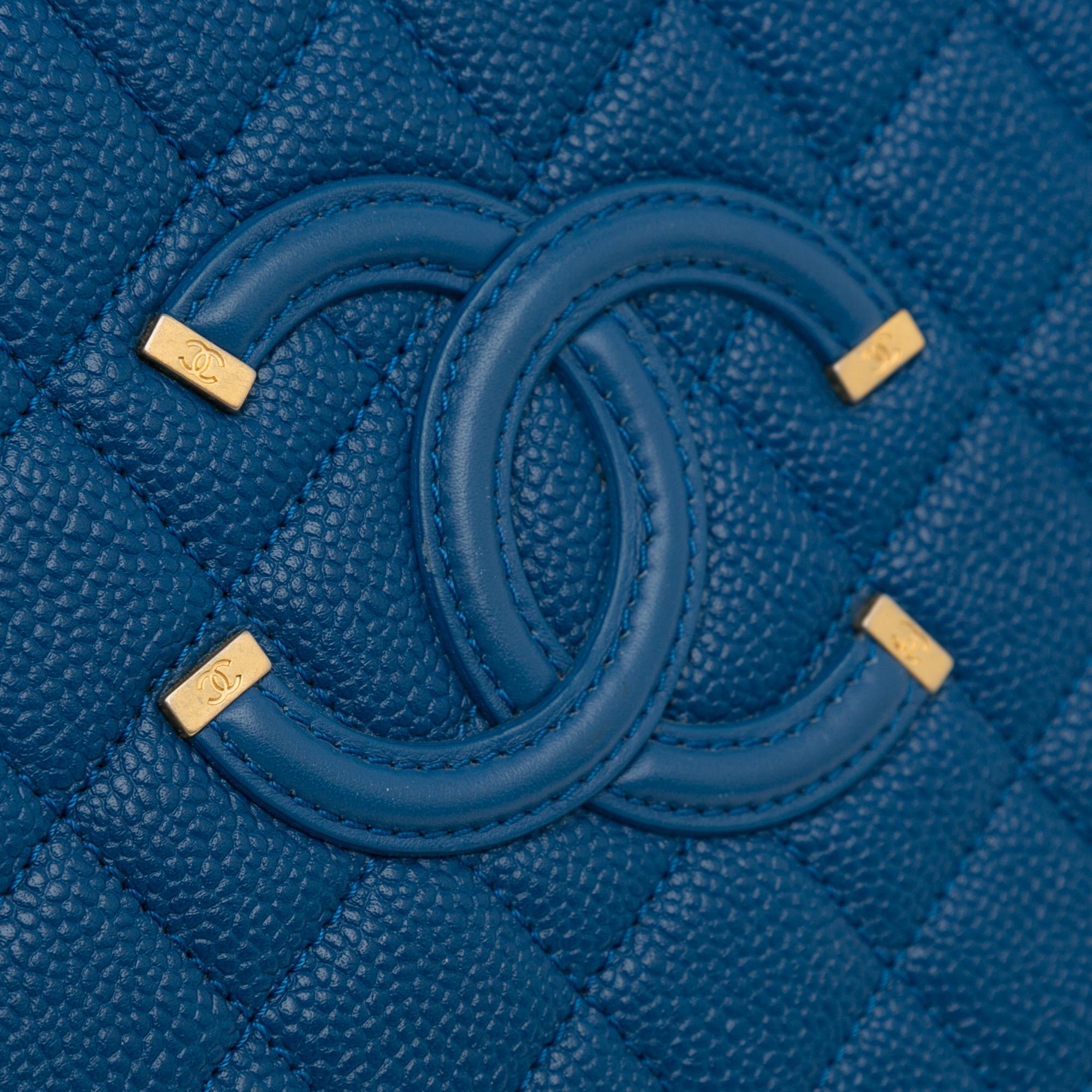 Chanel Medium CC Filigree Caviar Vanity Case (SHG-hDYH99)