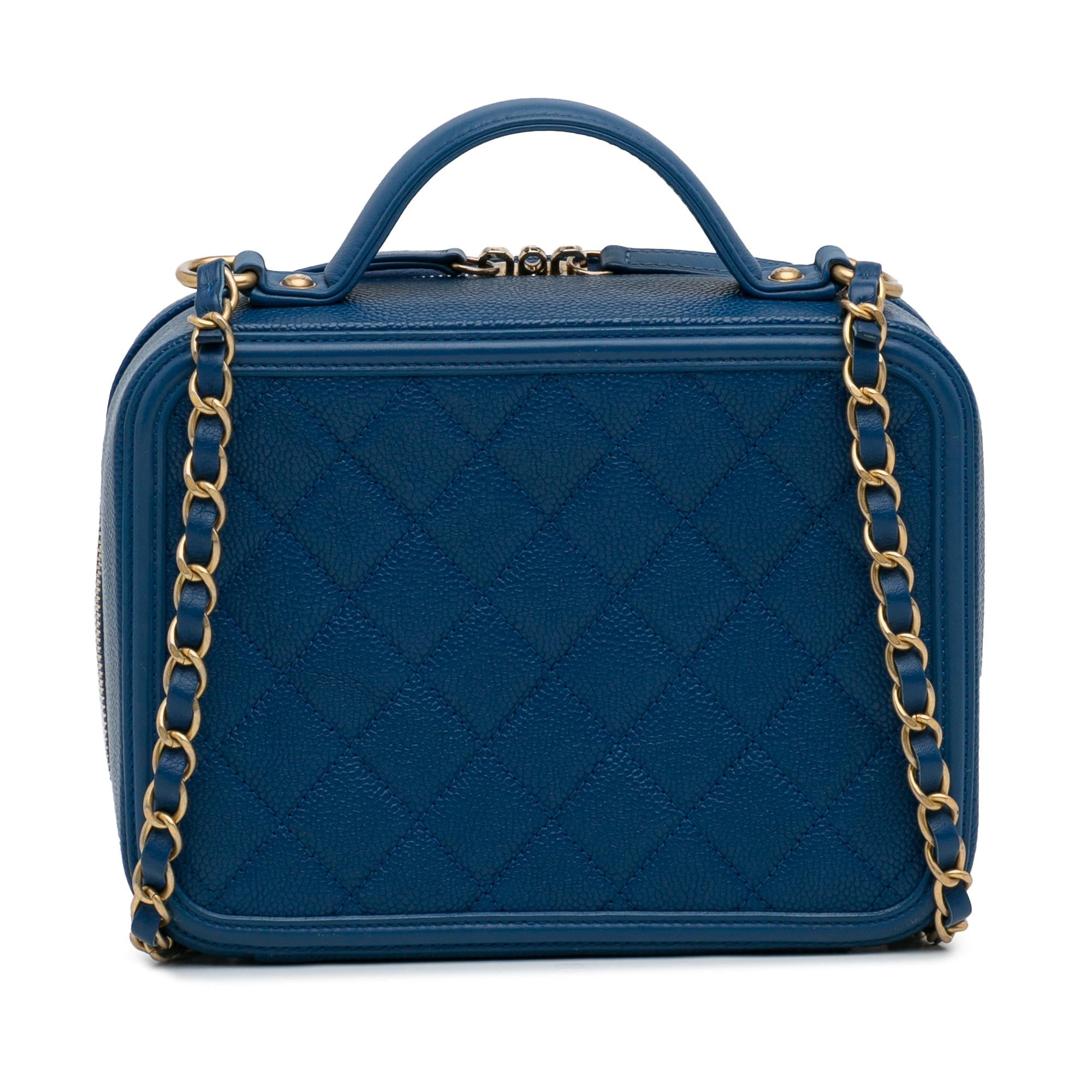 Chanel Medium CC Filigree Caviar Vanity Case (SHG-R0dFDb)
