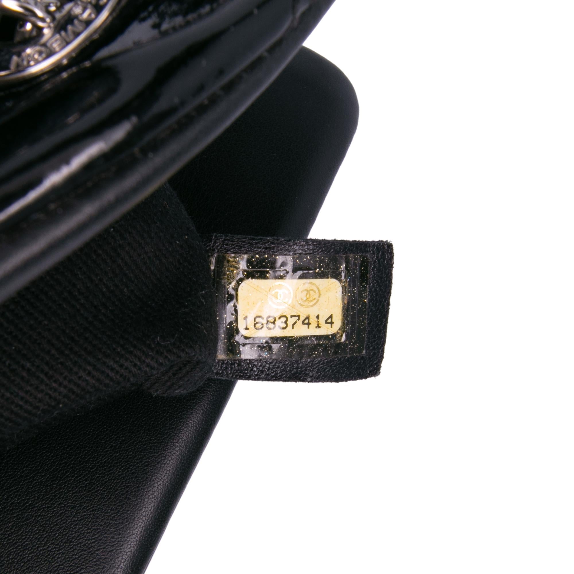 Chanel Medium CC Patent Soft Shopper Tote