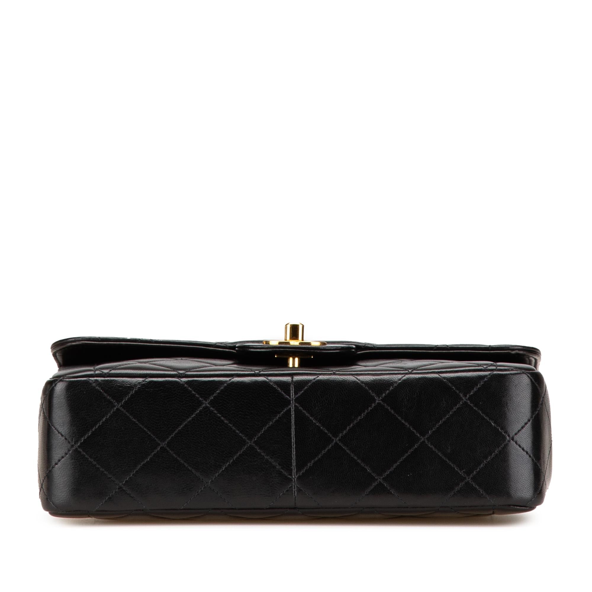 Chanel Medium CC Quilted Lambskin Border Single Flap