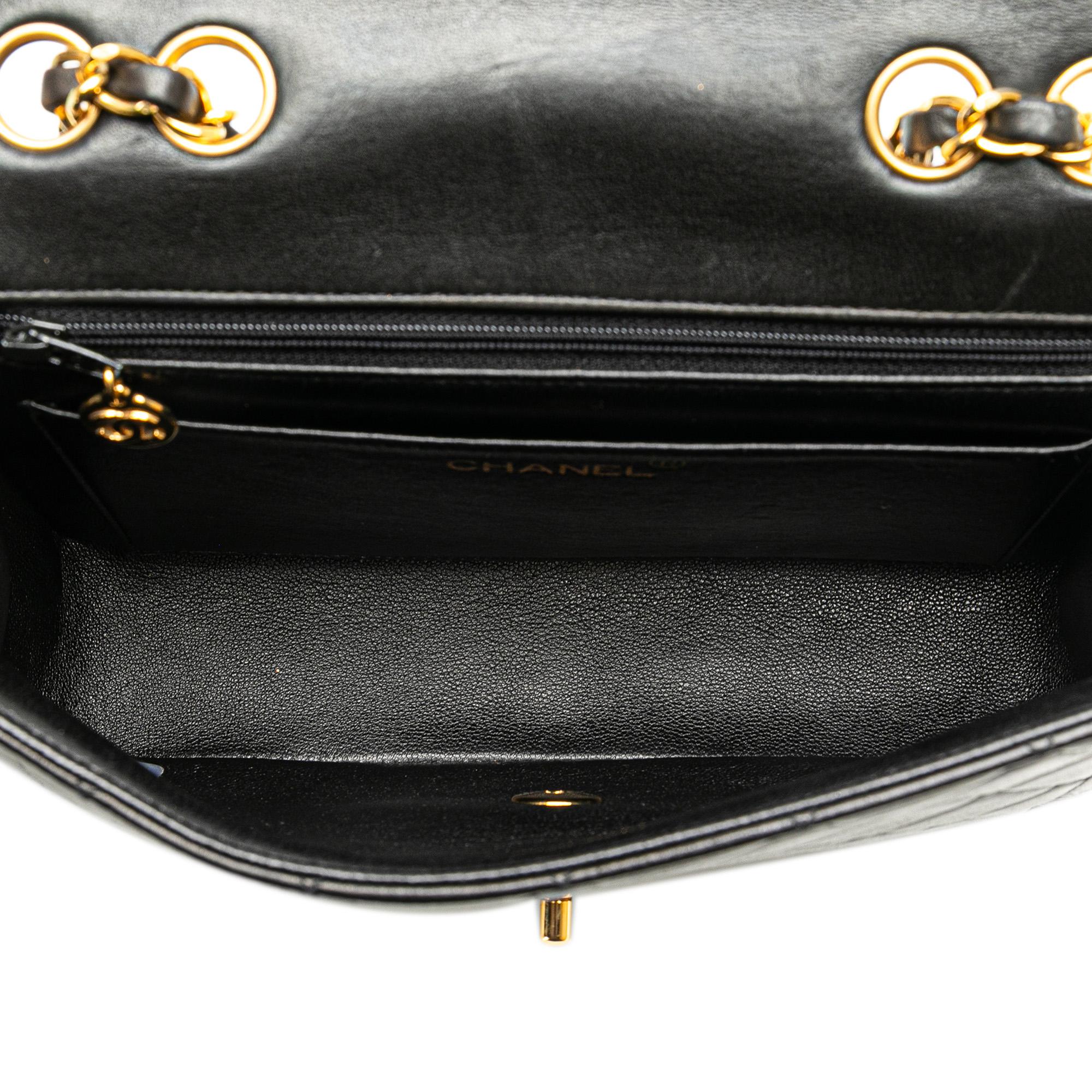 Chanel Medium CC Quilted Lambskin Border Single Flap