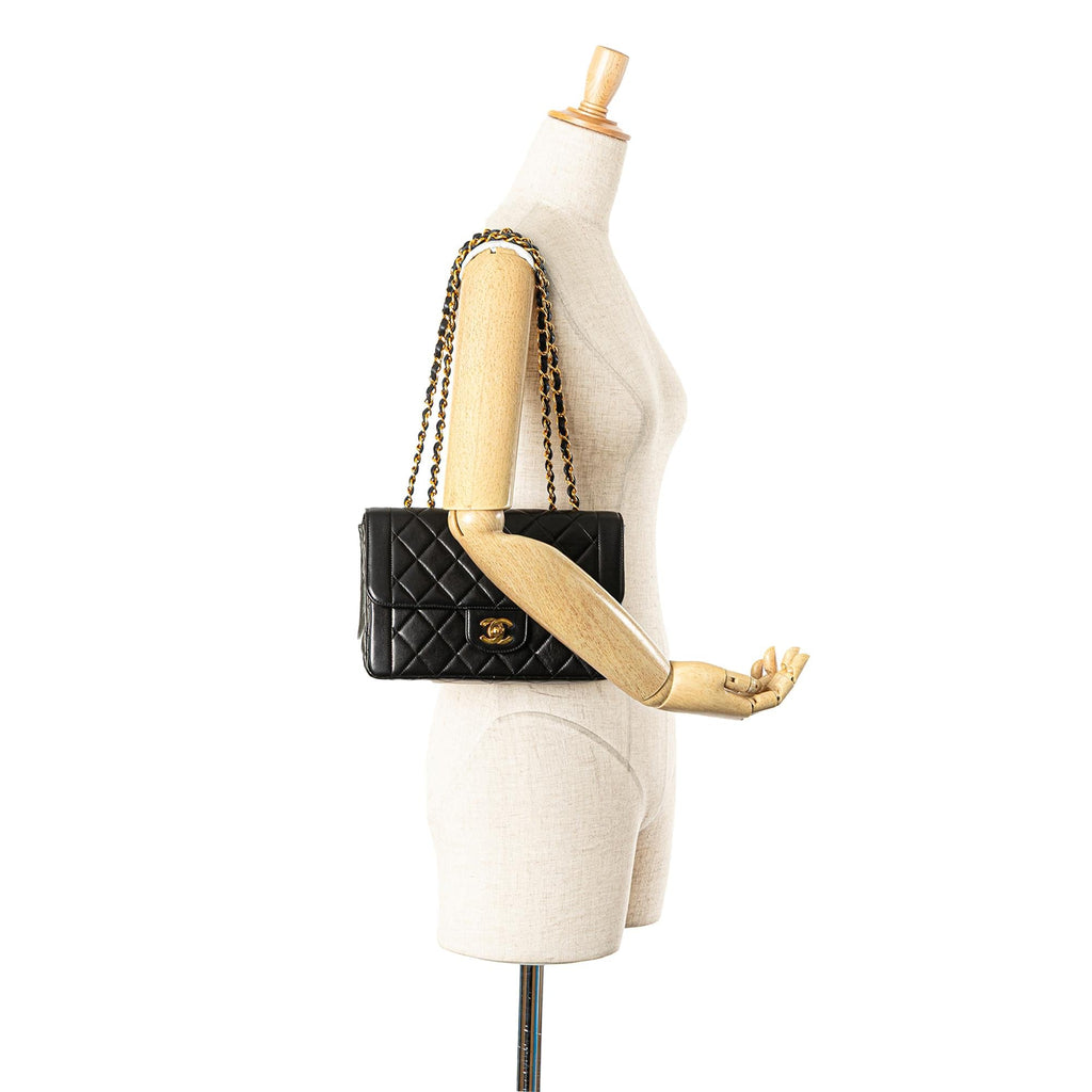 Chanel Medium CC Quilted Lambskin Border Single Flap