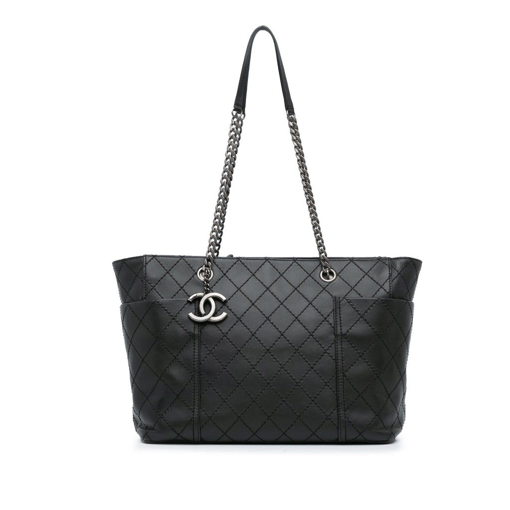 Chanel Medium CC Stitched Calfskin Pocket Zipped Chain Tote (SHG-S5VWBc)