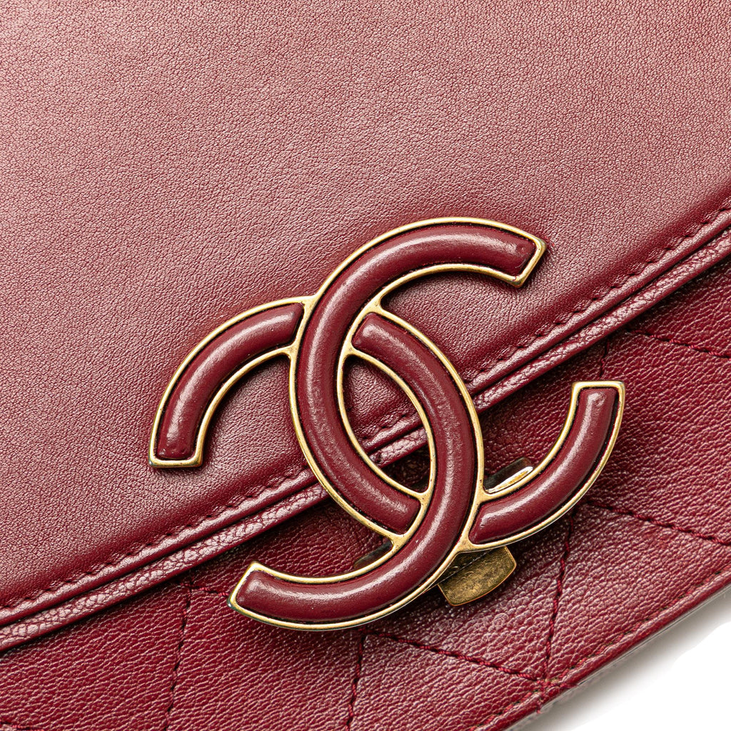 Chanel Medium Calfskin Coco Curve Flap