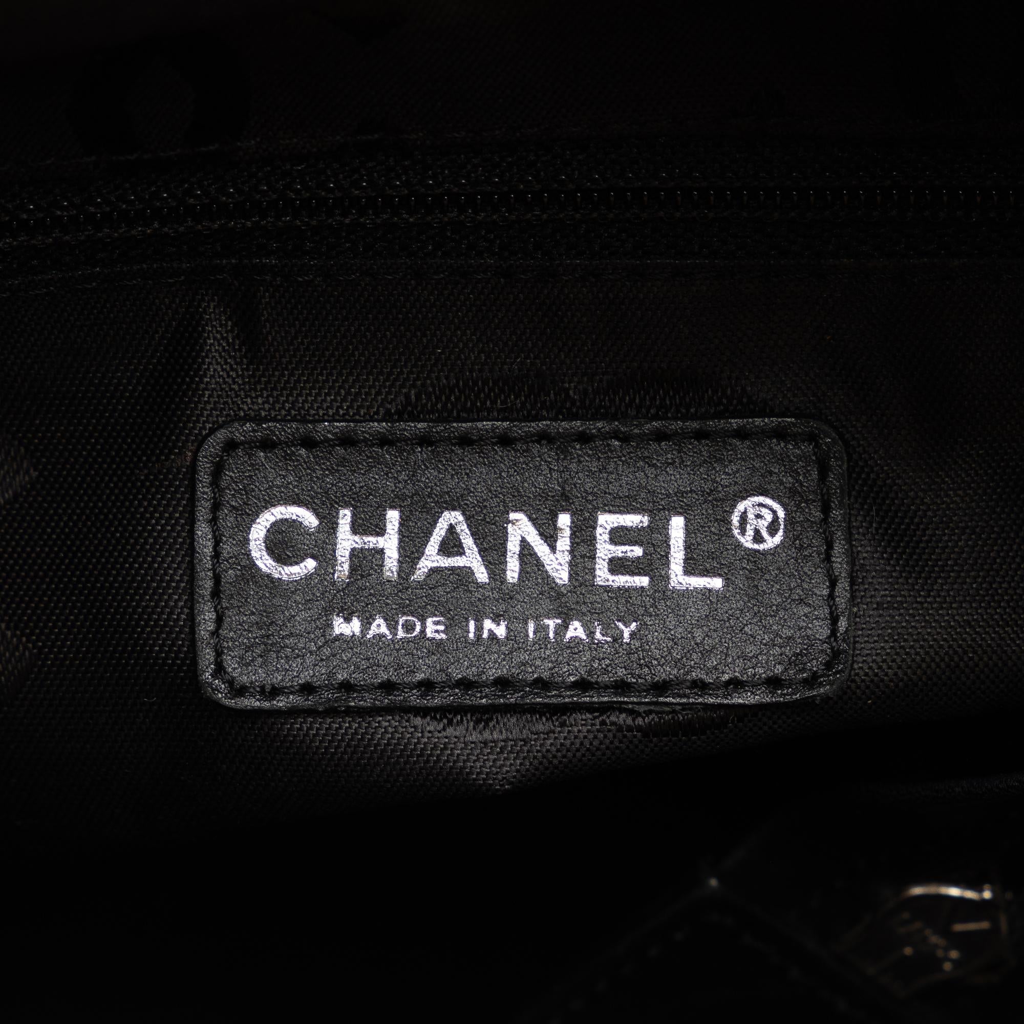 Chanel Medium Cambon Ligne Shoulder Bag (SHG-I92j0a)