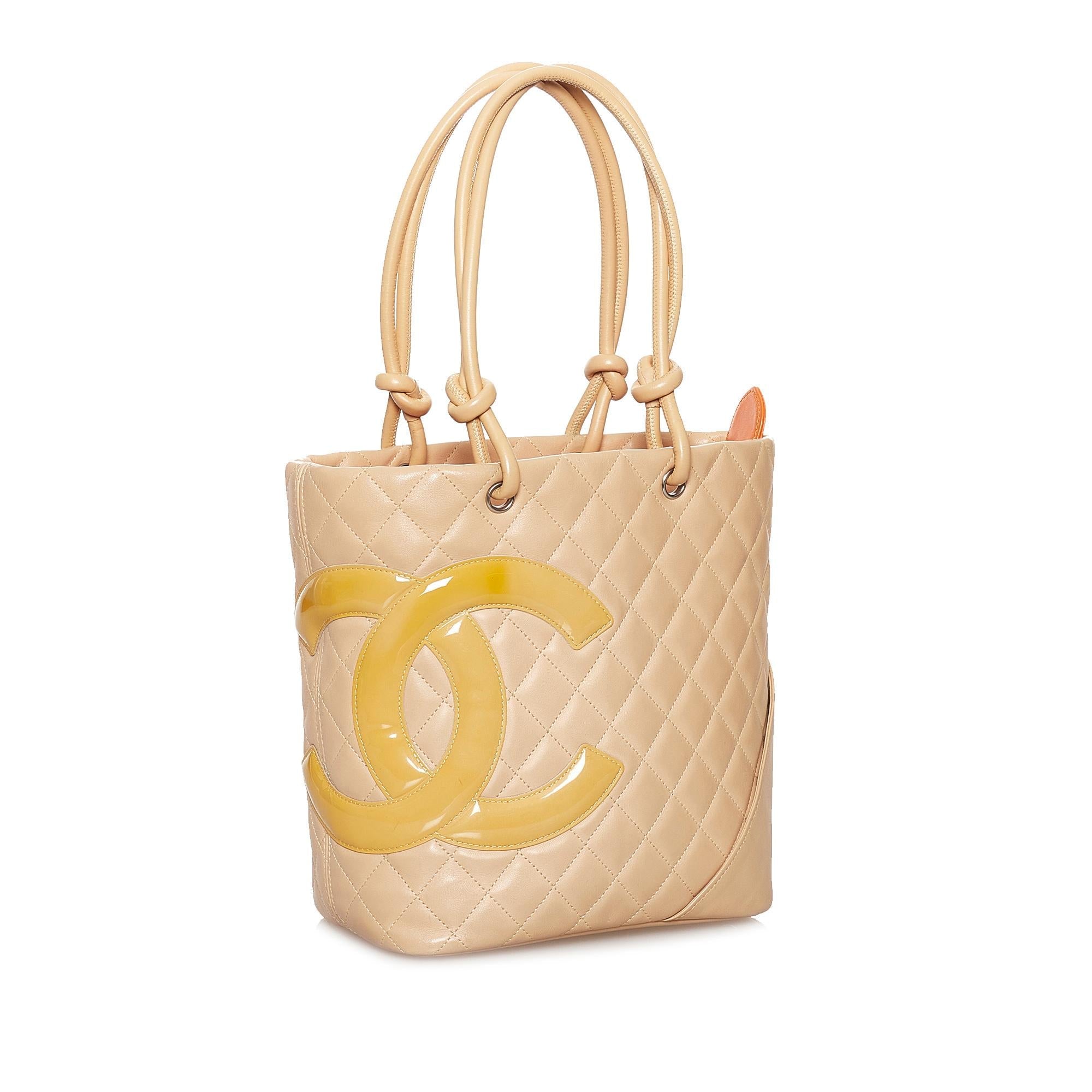 Chanel Medium Cambon Ligne Tote (SHG-FnOs12)