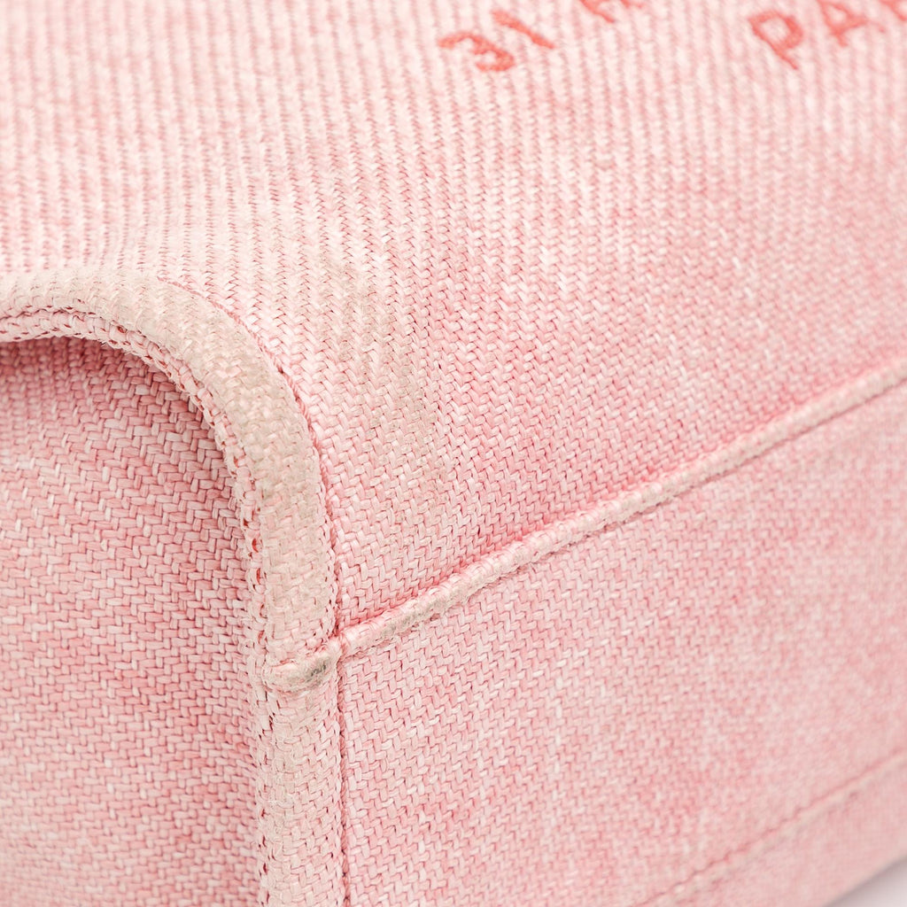 Chanel Medium Canvas Deauville Tote (SHG-6SPuzp)