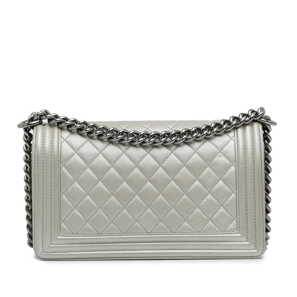 Chanel Medium Caviar Boy Flap Bag (SHG-ajMQXj)