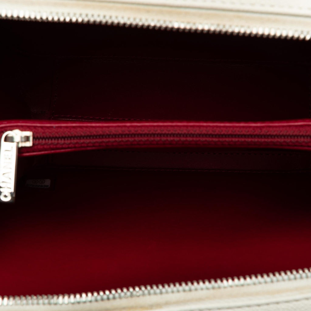 Chanel Medium Caviar CC Filigree Vanity Case (SHG-HPGDYu)