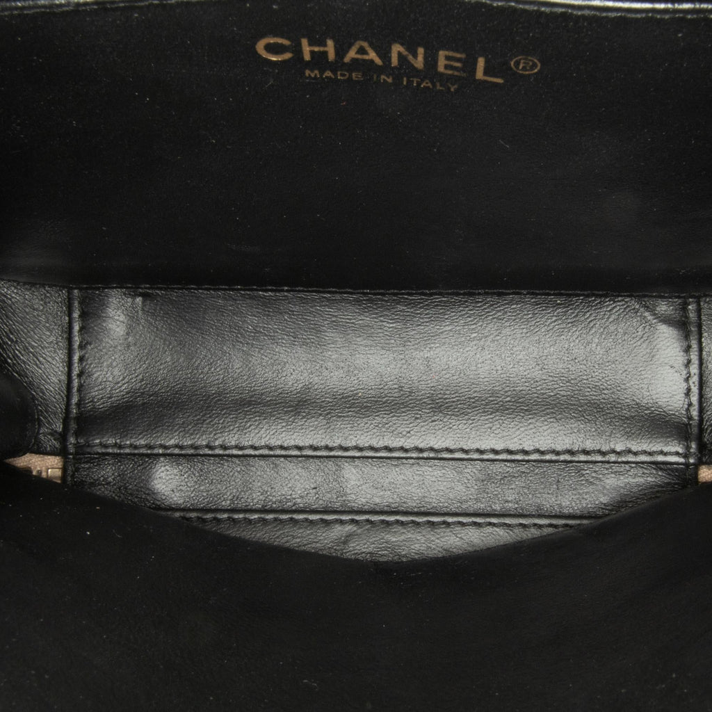 Chanel Medium Caviar CC Filigree Vanity Case (SHG-BTqCcq)
