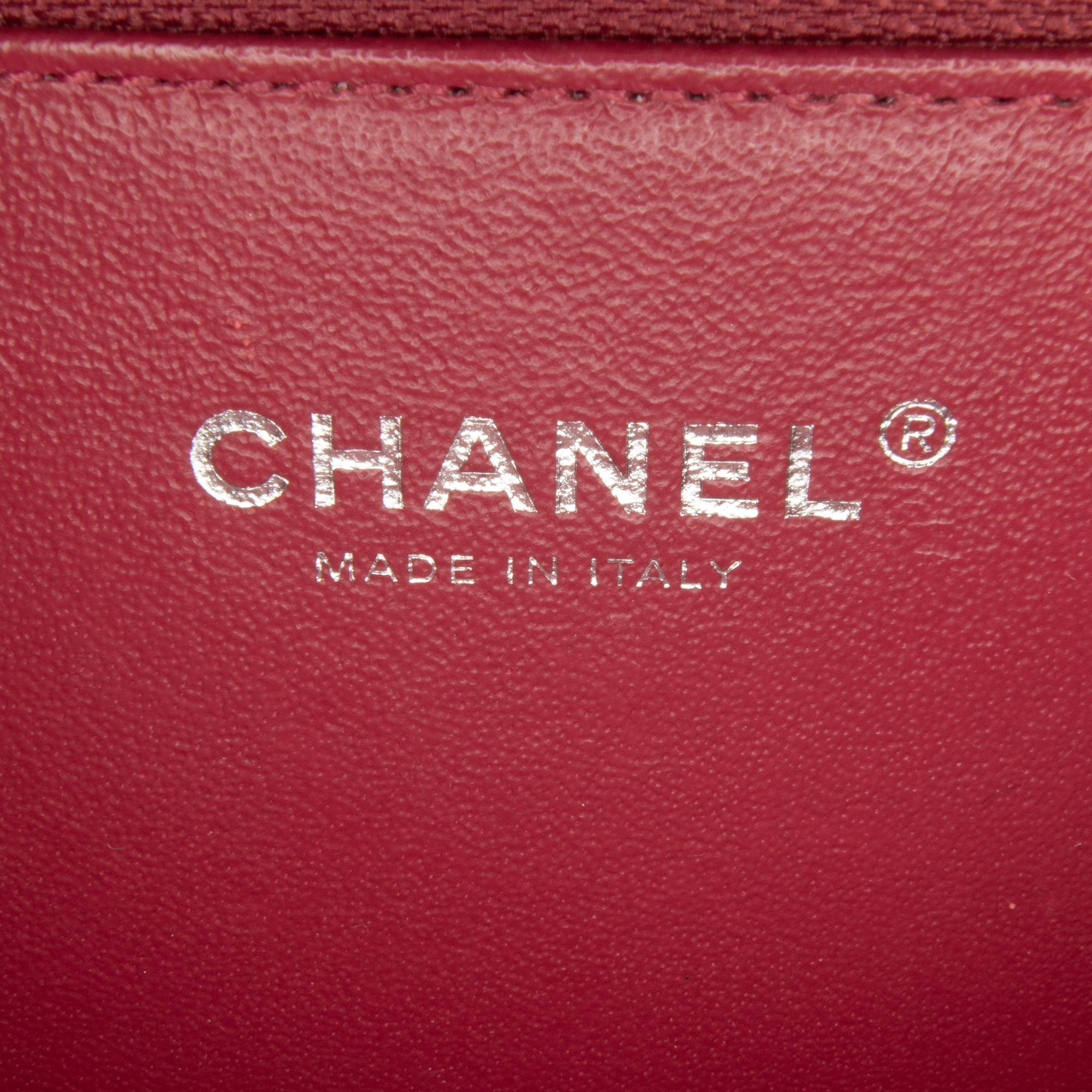 Chanel Medium Caviar CC Filigree Vanity Case (SHG-APLaSU)