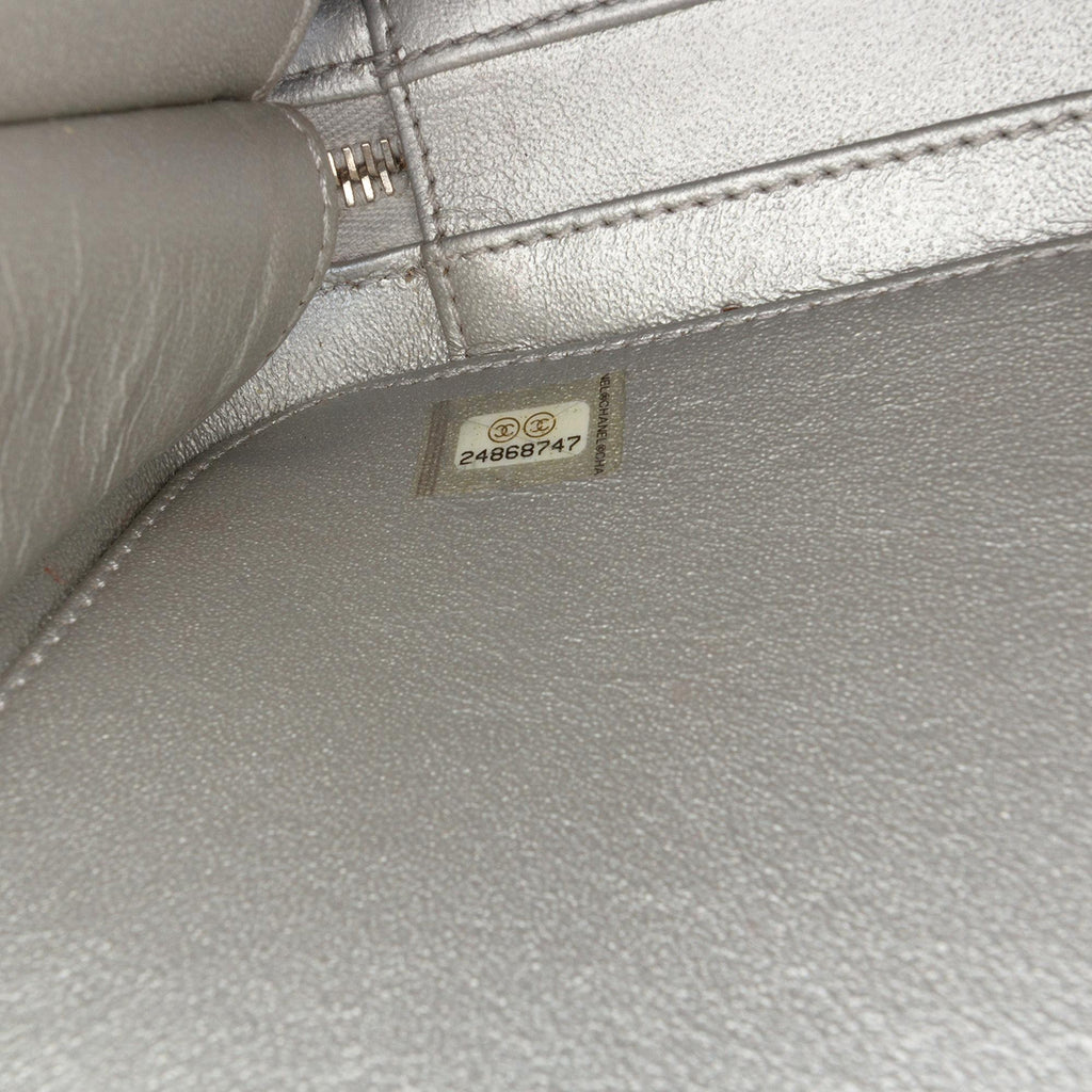 Chanel Medium Caviar CC Filigree Vanity Case