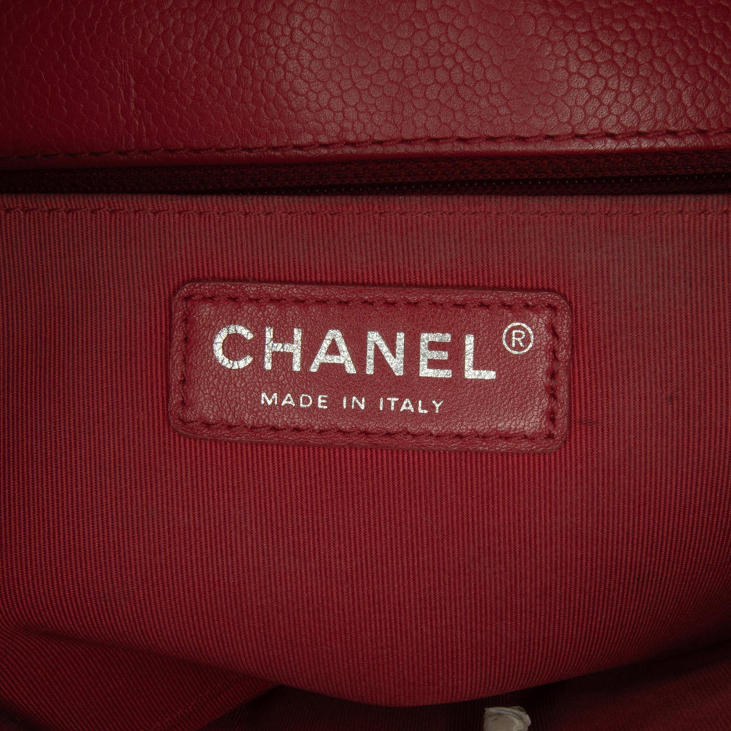 Chanel Medium Caviar Chevron Data Center Envelope Flap (SHG-PZy6WX)