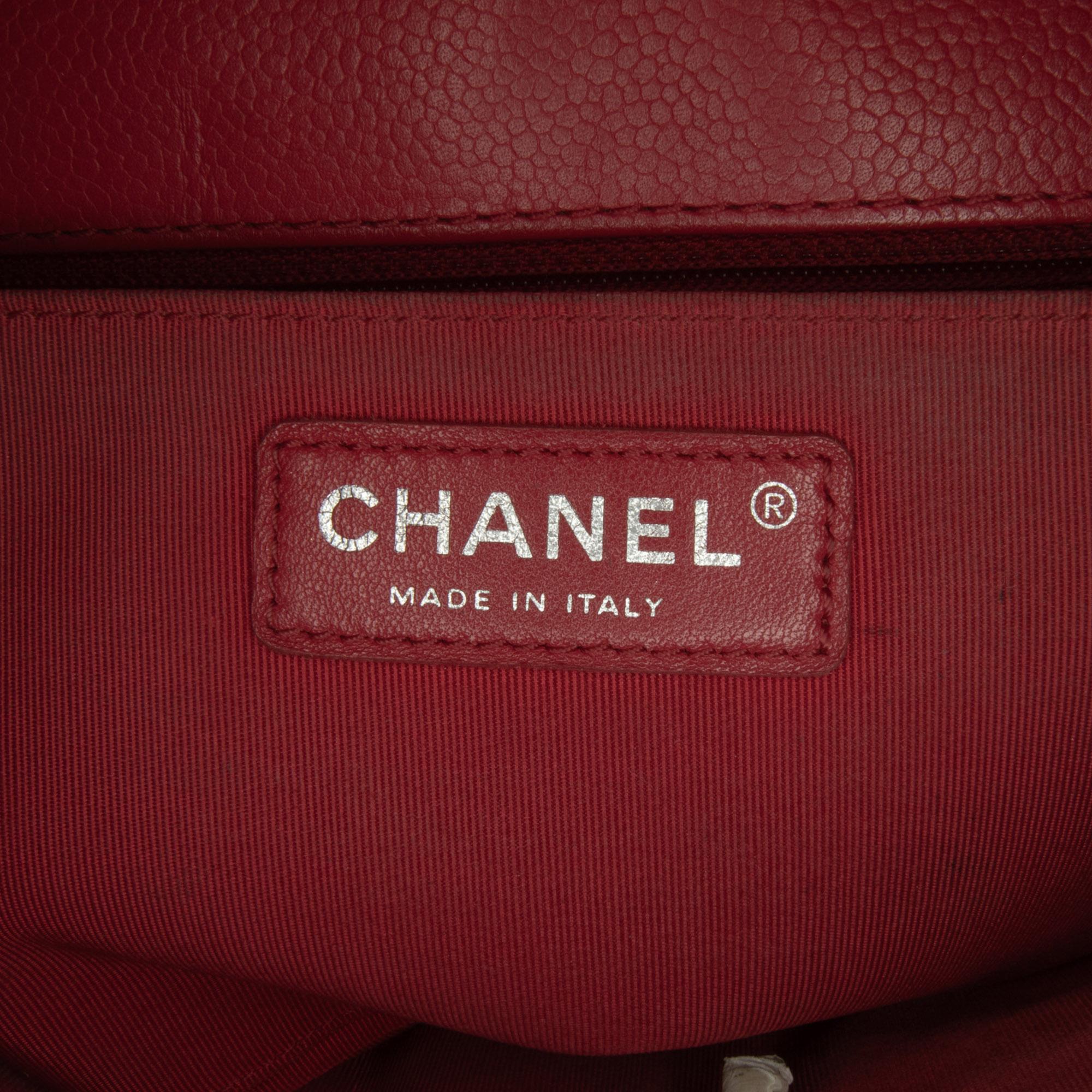Chanel Medium Caviar Chevron Data Center Envelope Flap (SHG-PZy6WX)
