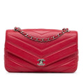 Chanel Medium Caviar Chevron Data Center Envelope Flap (SHG-PZy6WX)