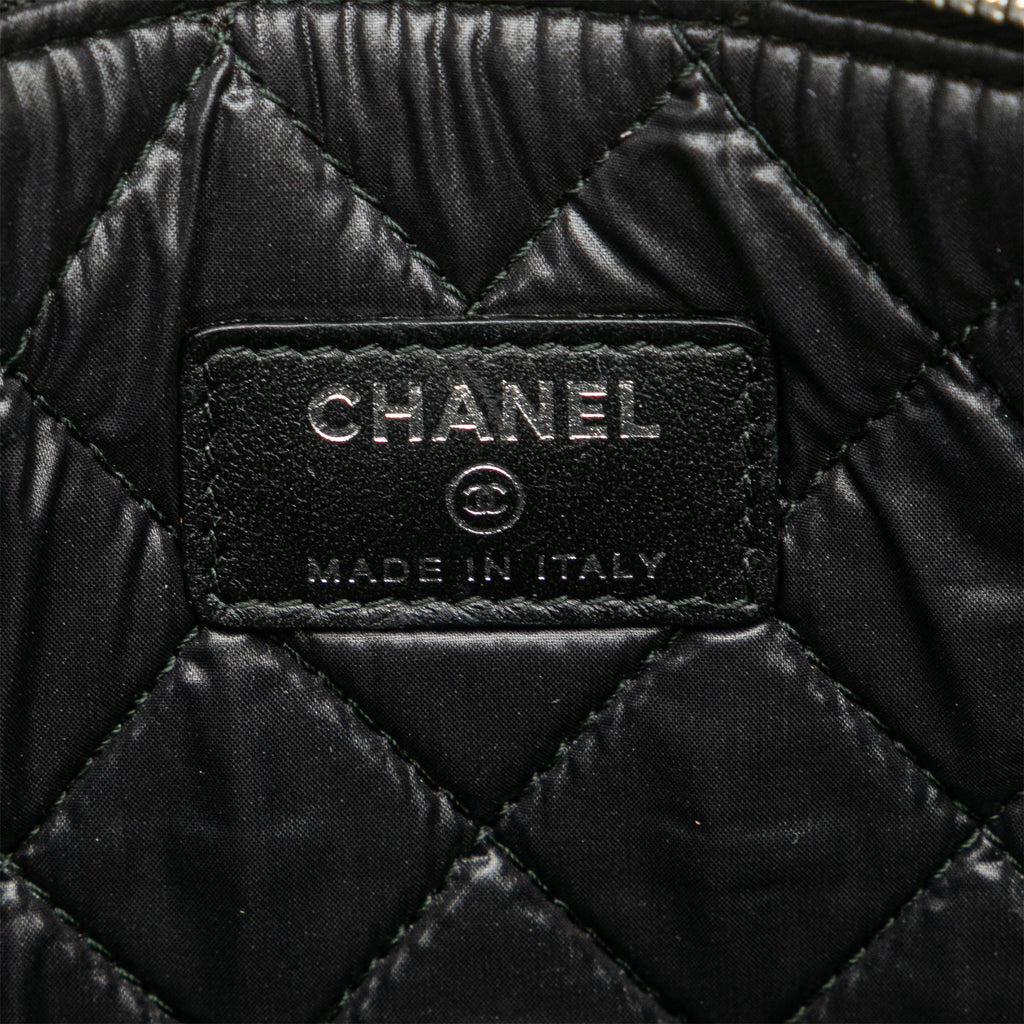 Chanel Medium Caviar Deauville Pouch (SHG-x91XSY)