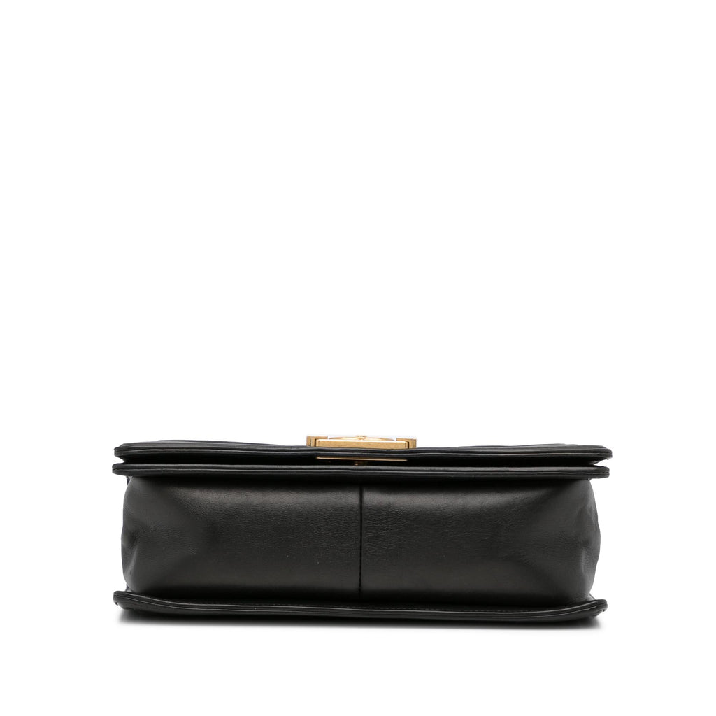 Chanel Medium Chevron Boy Flap (SHG-o7S6GH)