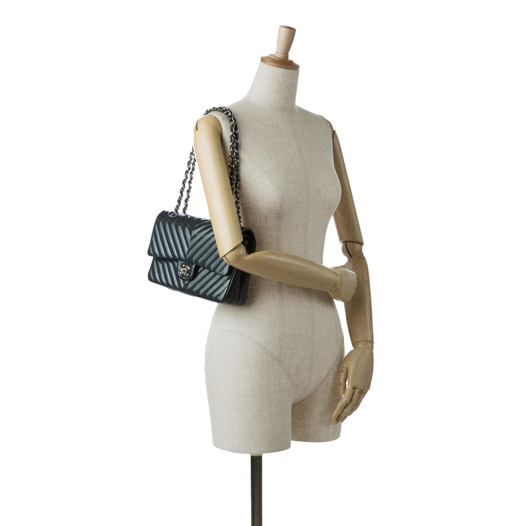 Chanel Medium Chevron Patent Double Flap (SHG-k9yOKd)