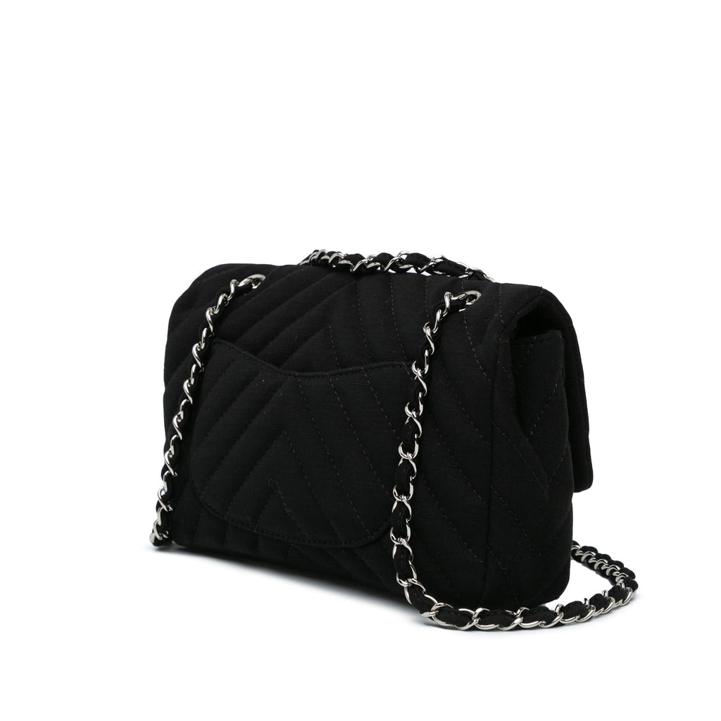 Chanel Medium Chevron Quilted Jersey Single Flap (SHG-ZhE9Mo)