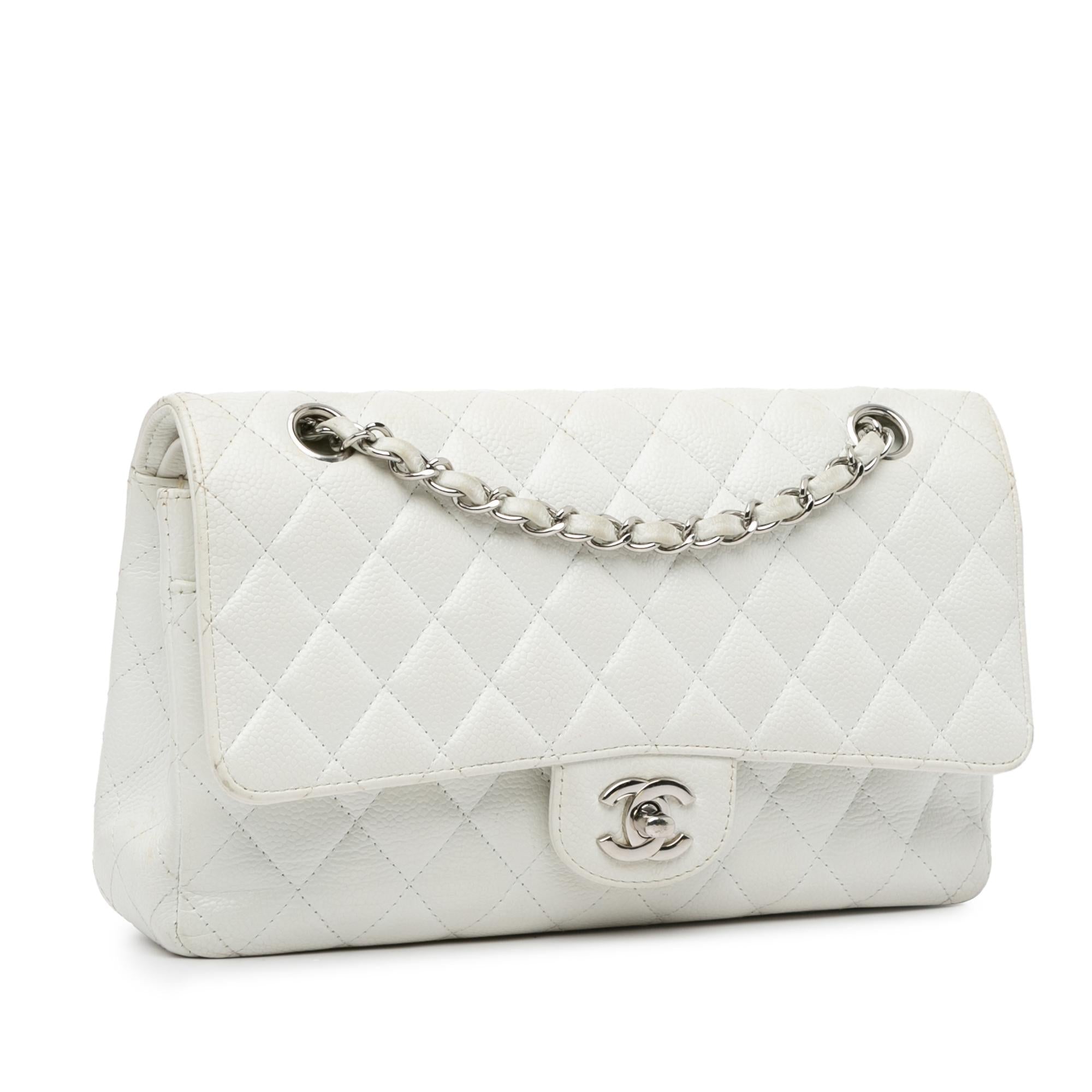 Chanel Medium Classic Caviar Double Flap (SHG-J0uMdj)