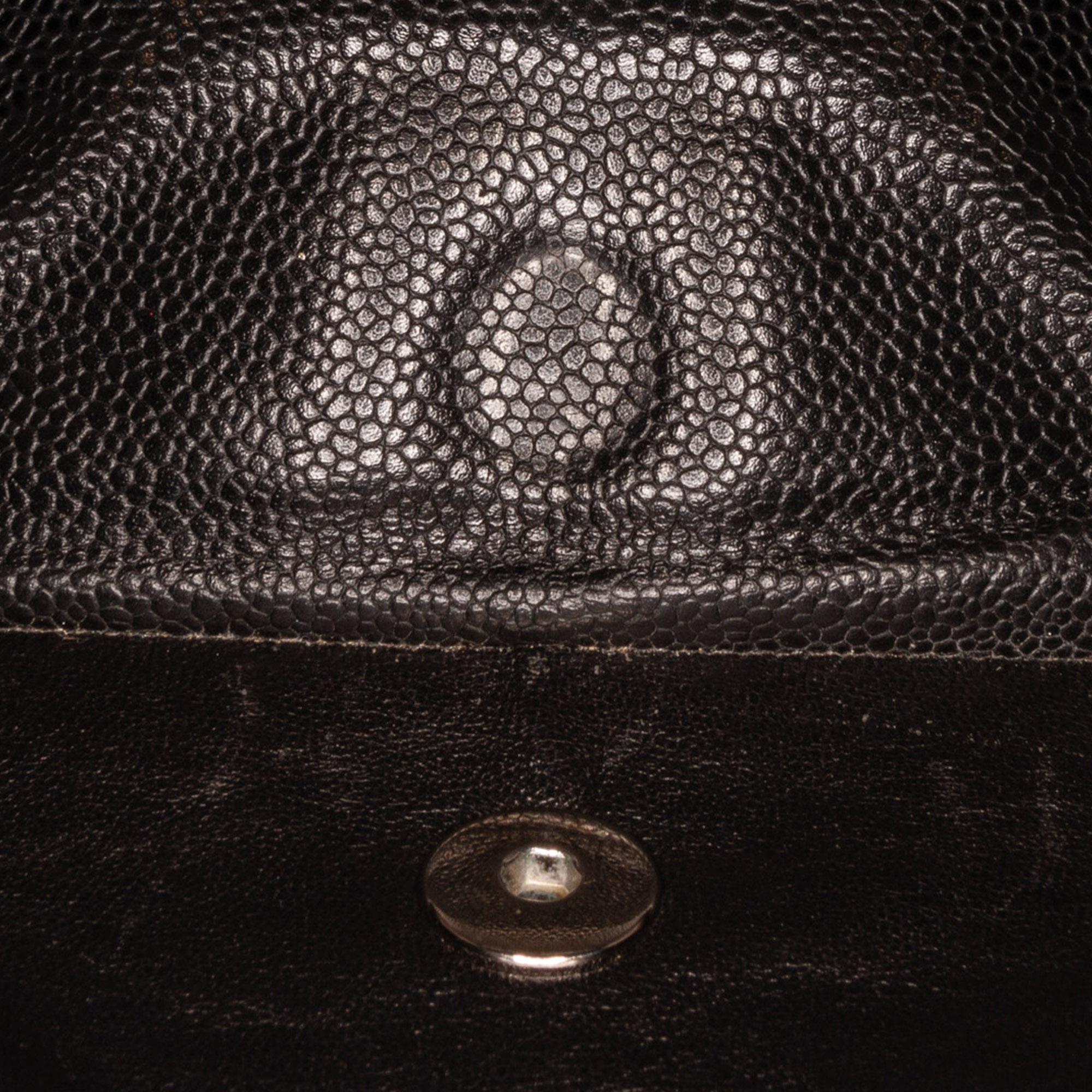 Chanel Medium Classic Caviar Double Flap (SHG-WNK0ZG)