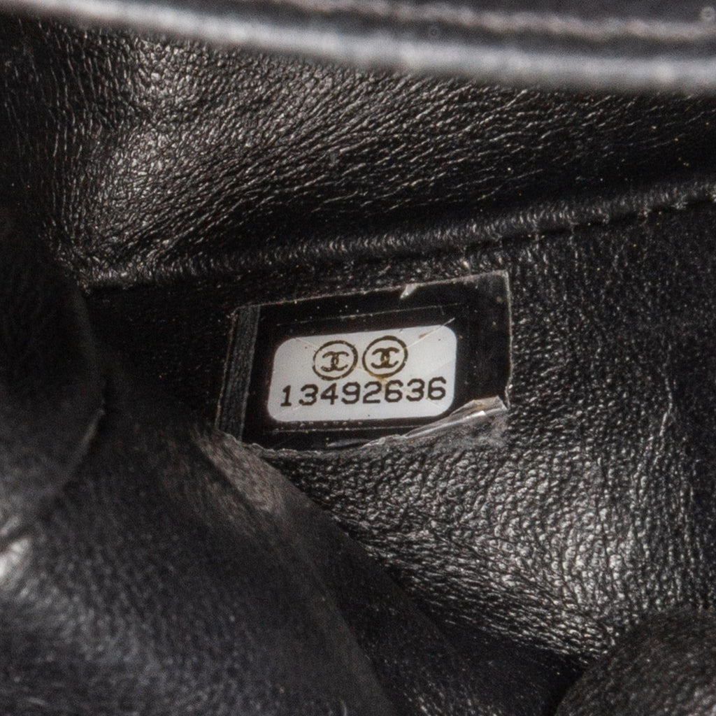 Chanel Medium Classic Caviar Double Flap