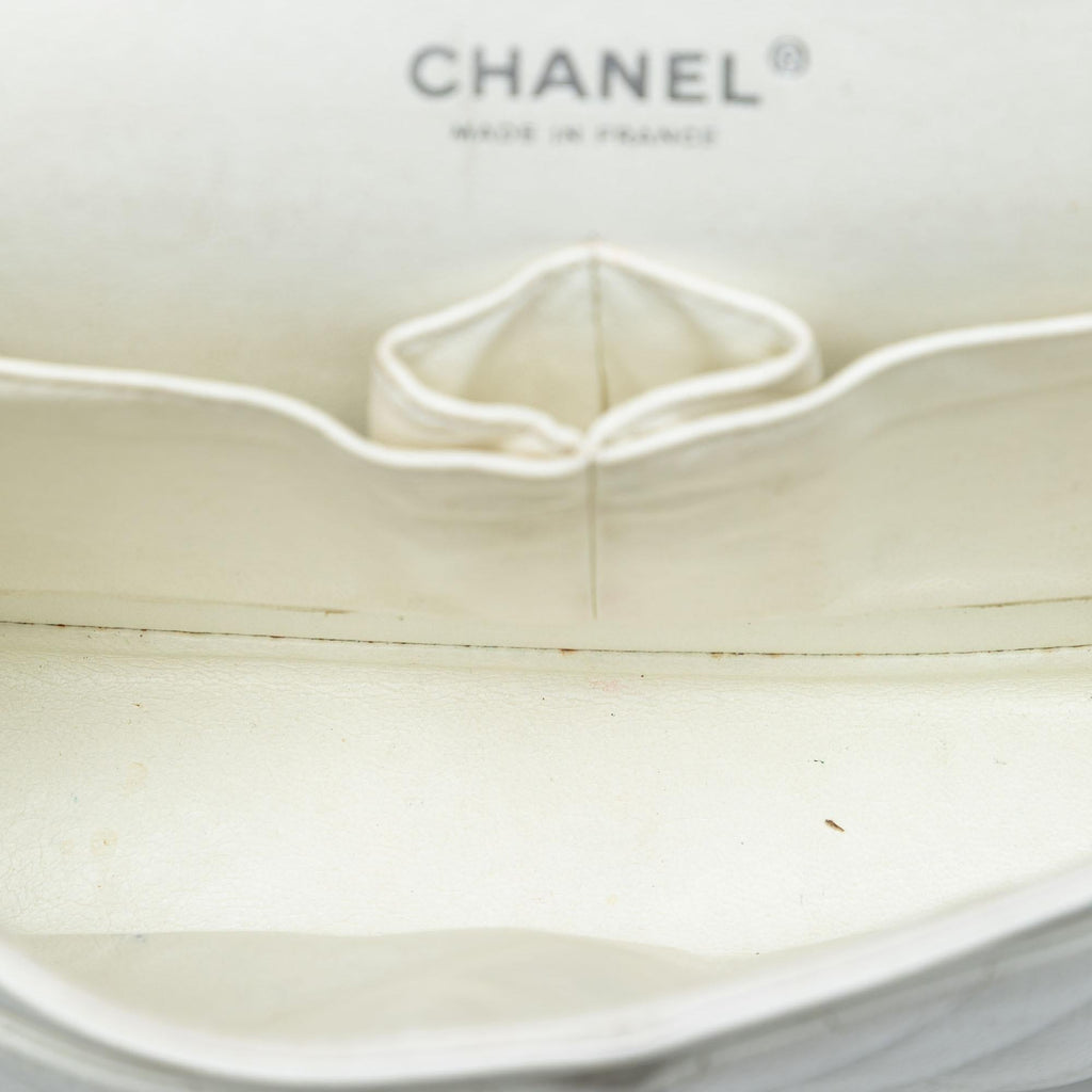 Chanel Medium Classic Caviar Double Flap