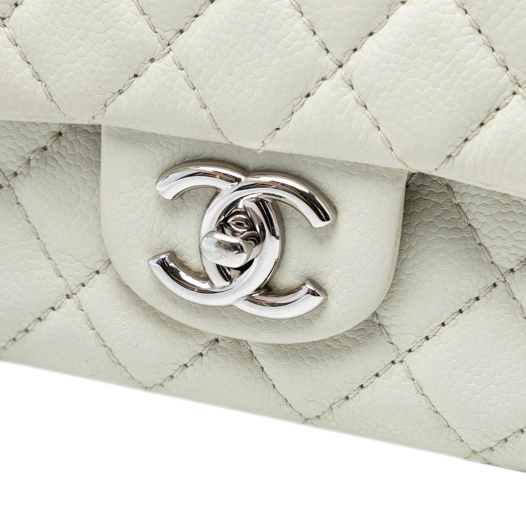 Chanel Medium Classic Caviar Double Flap