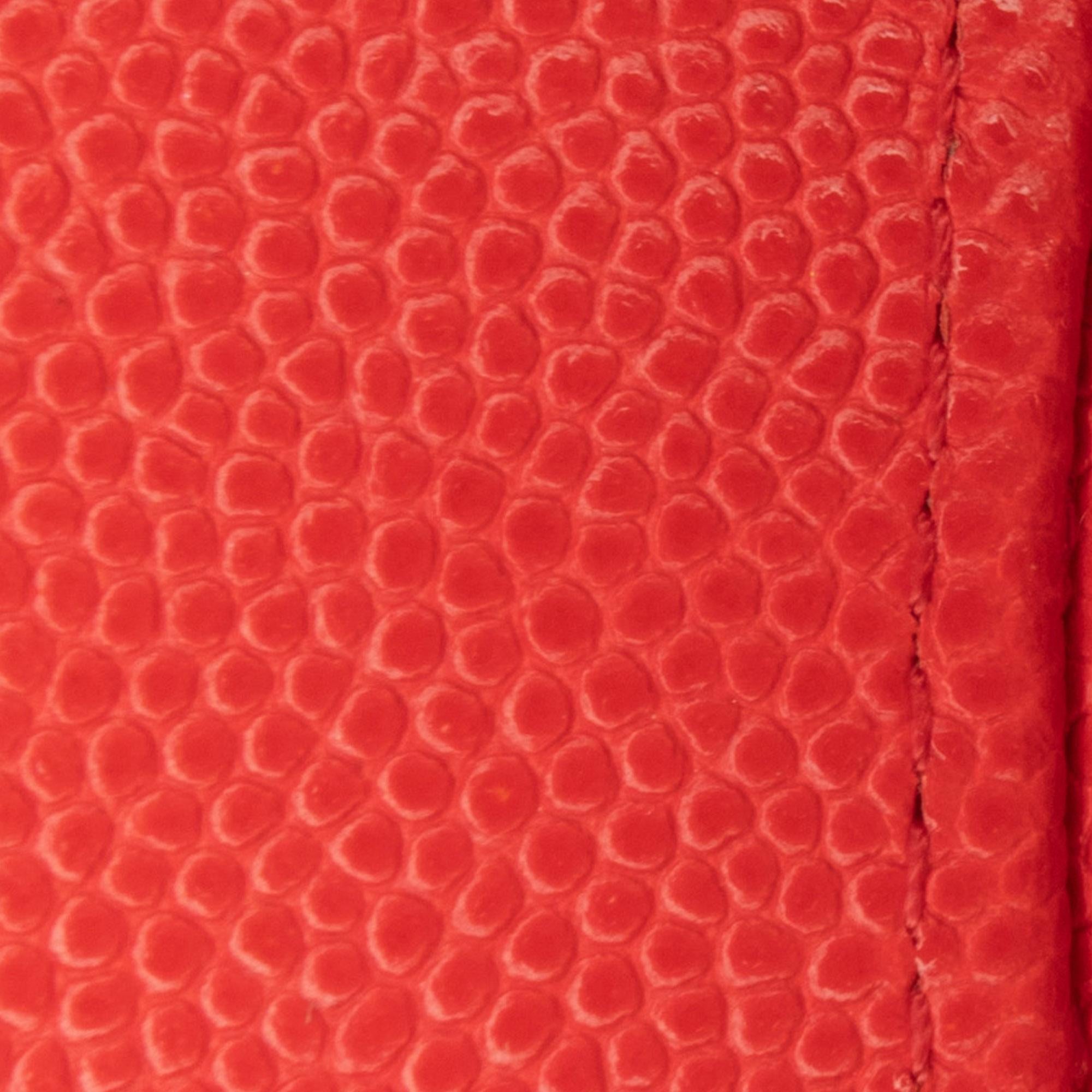 Chanel Medium Classic Chevron Caviar Double Flap (SHG-Cx8LmL)