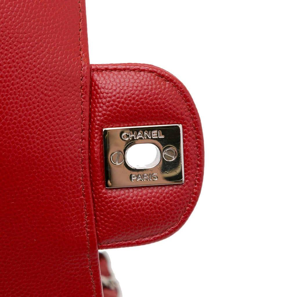 Chanel Medium Classic Chevron Caviar Double Flap (SHG-yLe4XT)