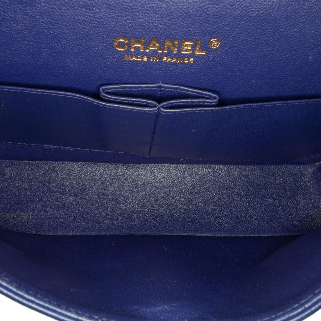 Chanel Medium Classic Chevron Lambskin Double Flap (SHG-HArZHX)
