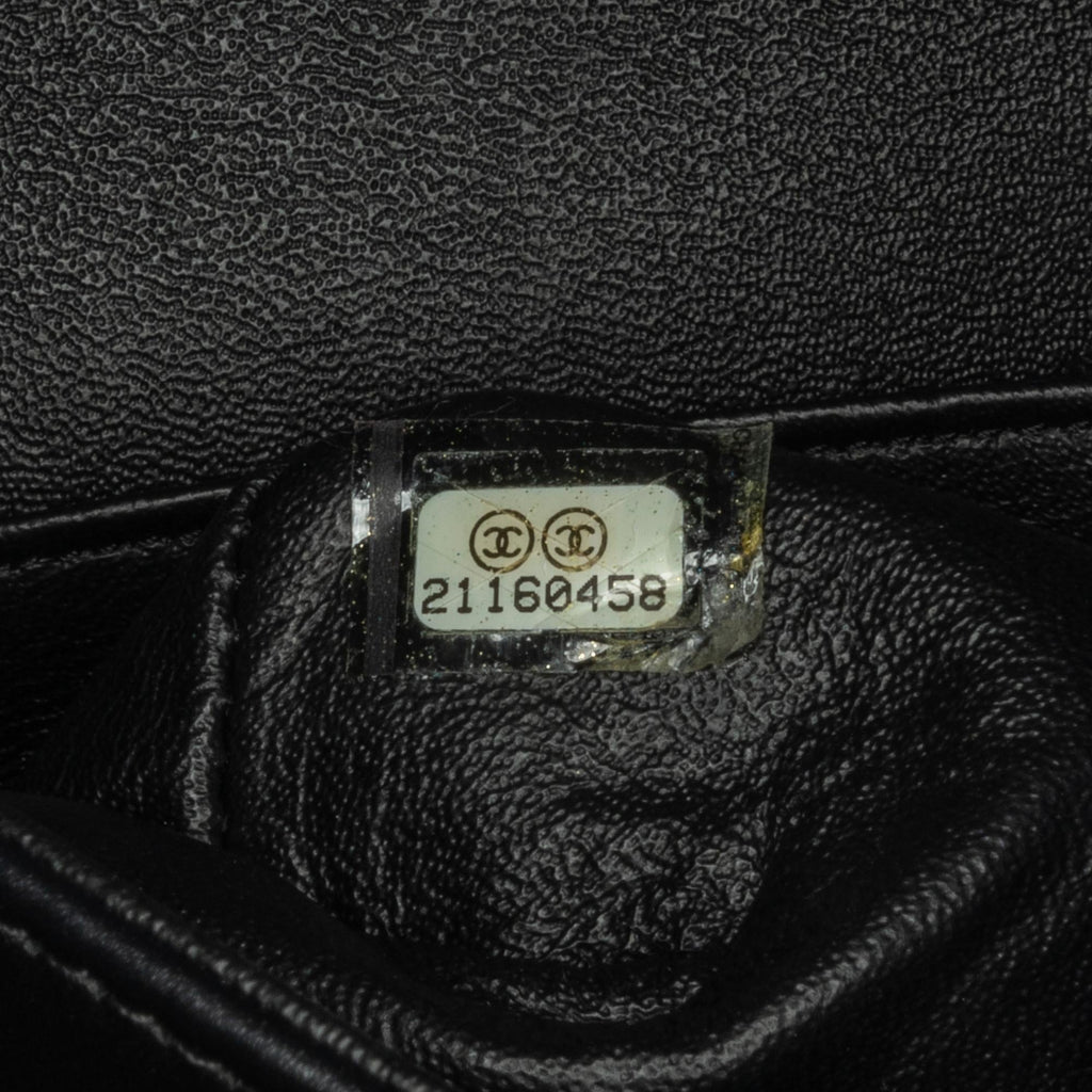 Chanel Medium Classic Chevron Patent Double Flap (SHG-Jqfuoq)
