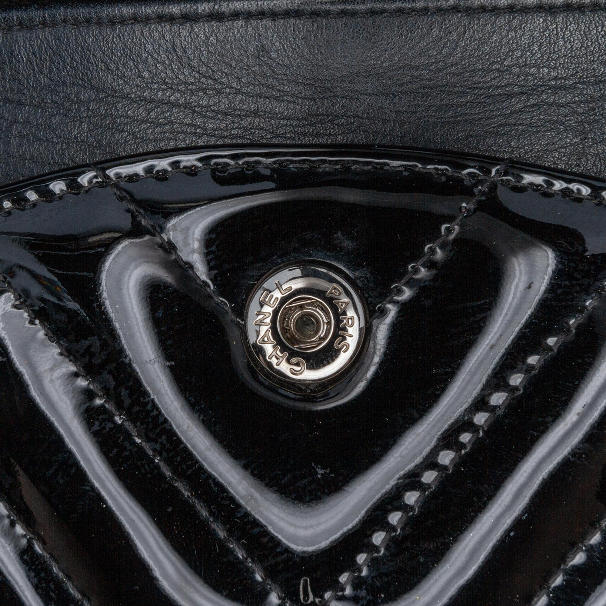 Chanel Medium Classic Chevron Patent Double Flap