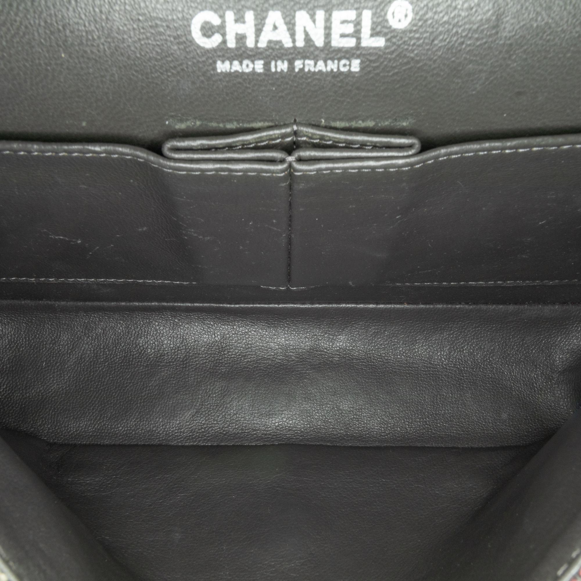 Chanel Medium Classic Distressed Denim Double Flap (SHG-FErwUx)