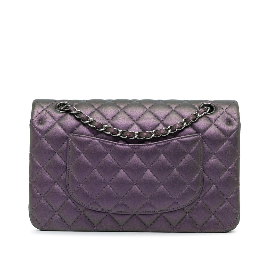 Chanel Medium Classic Iridescent Lambskin Double Flap (SHG-66SdYg)