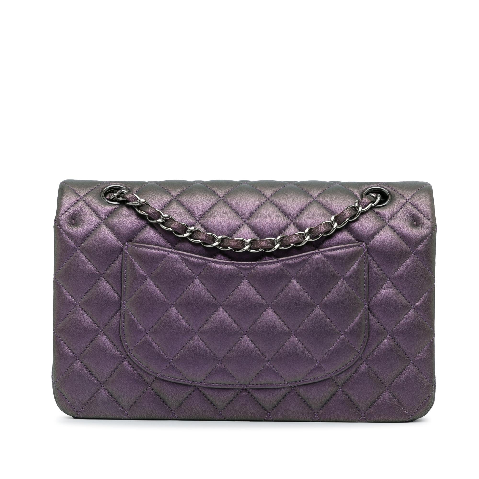Chanel Medium Classic Iridescent Lambskin Double Flap (SHG-66SdYg)