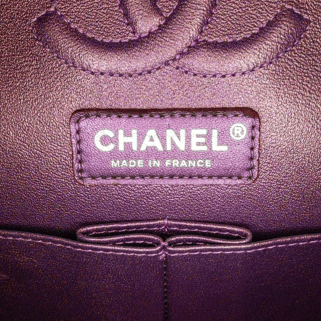 Chanel Medium Classic Iridescent Lambskin Double Flap (SHG-66SdYg)