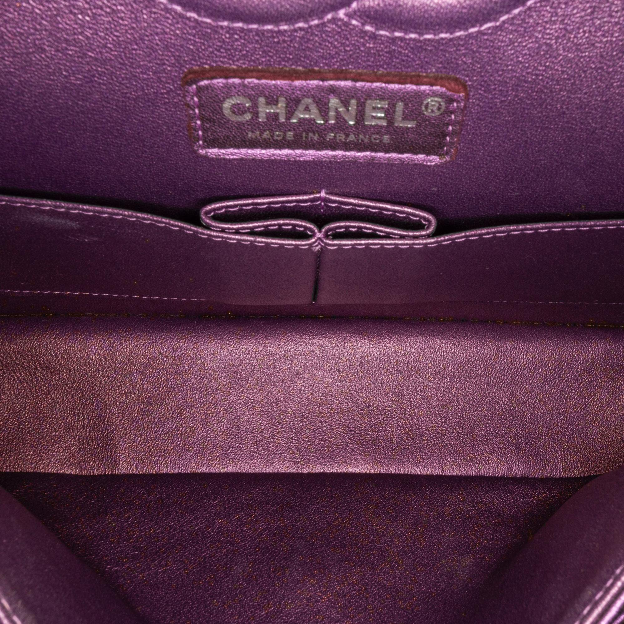 Chanel Medium Classic Iridescent Lambskin Double Flap (SHG-66SdYg)