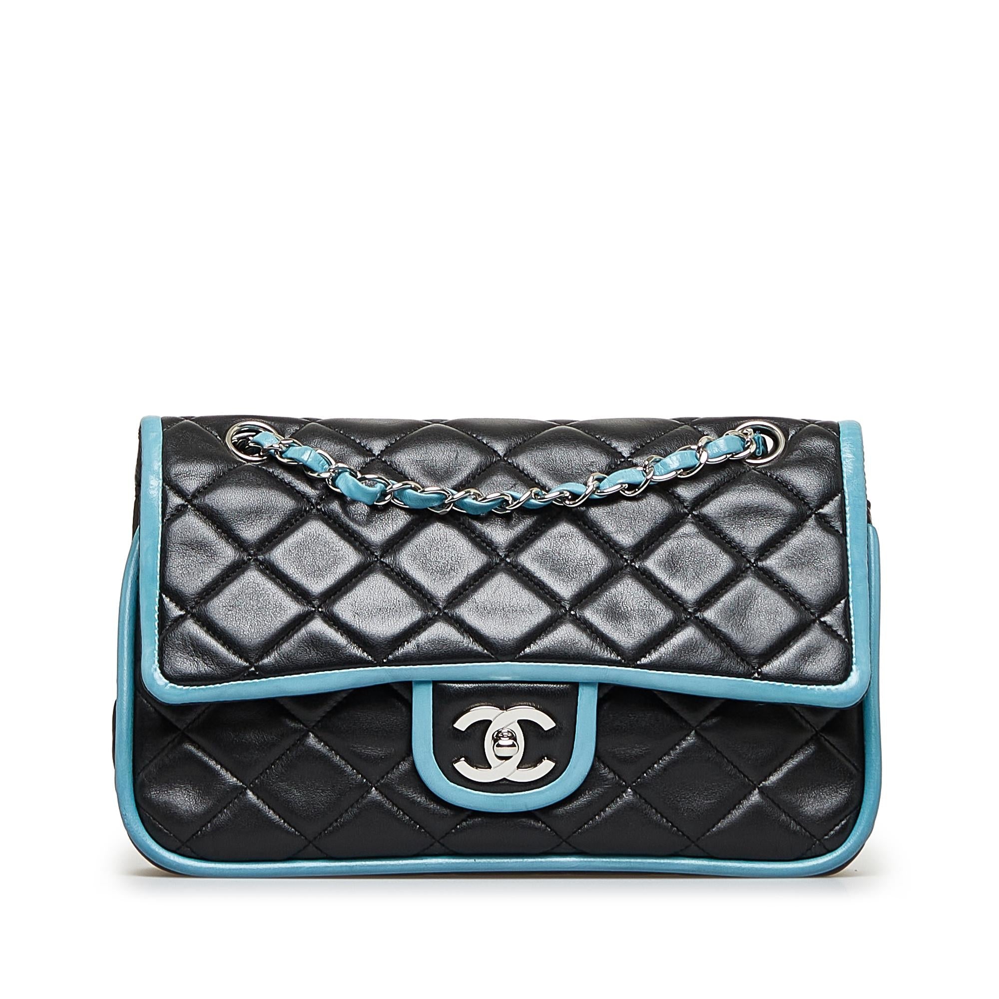 Chanel Medium Classic Lambskin Bicolor Double Flap (SHG-8jAZkX)