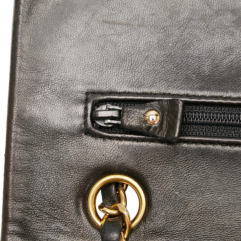 Chanel Medium Classic Lambskin Double Flap (SHG-36959)