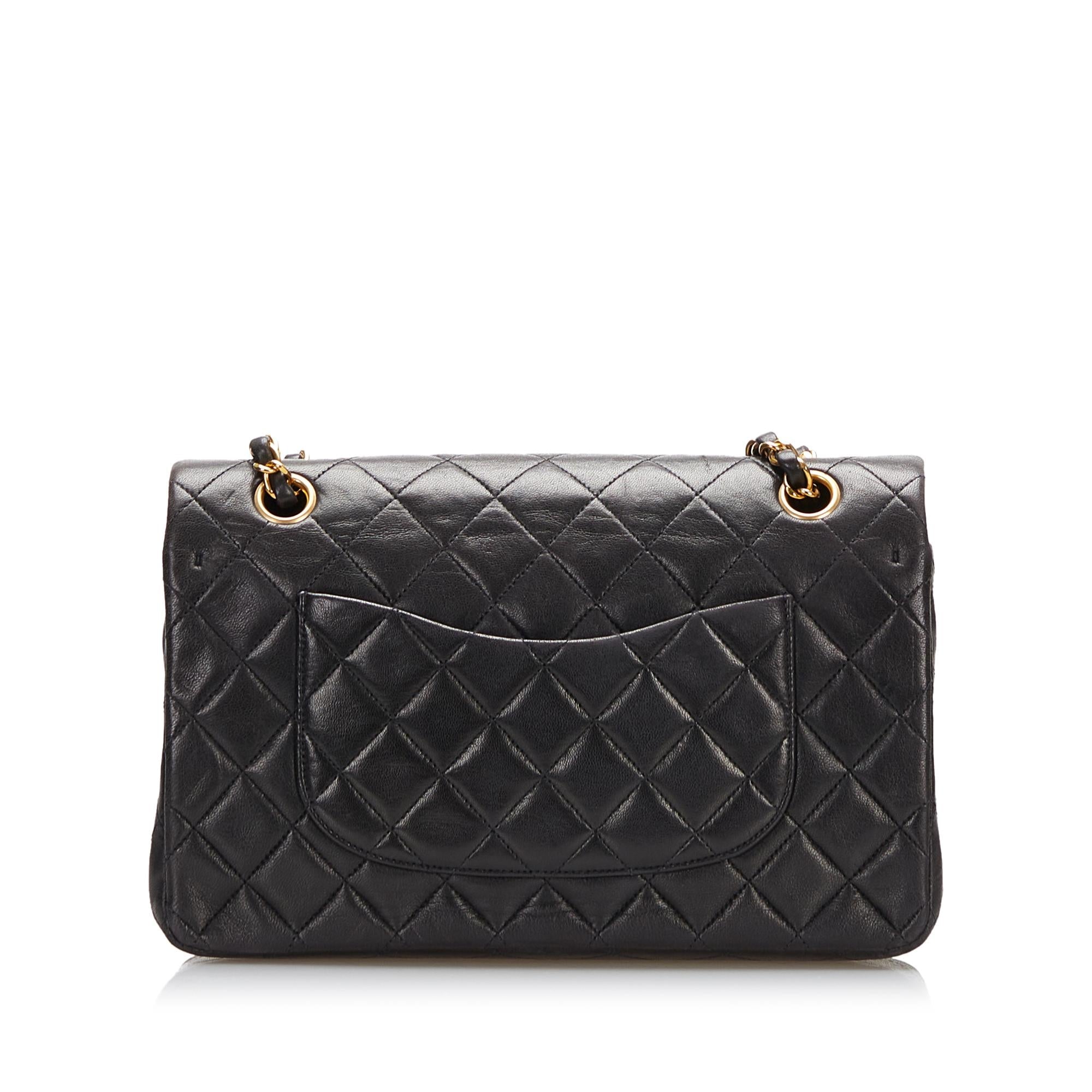 Chanel Medium Classic Lambskin Double Flap (SHG-37068)