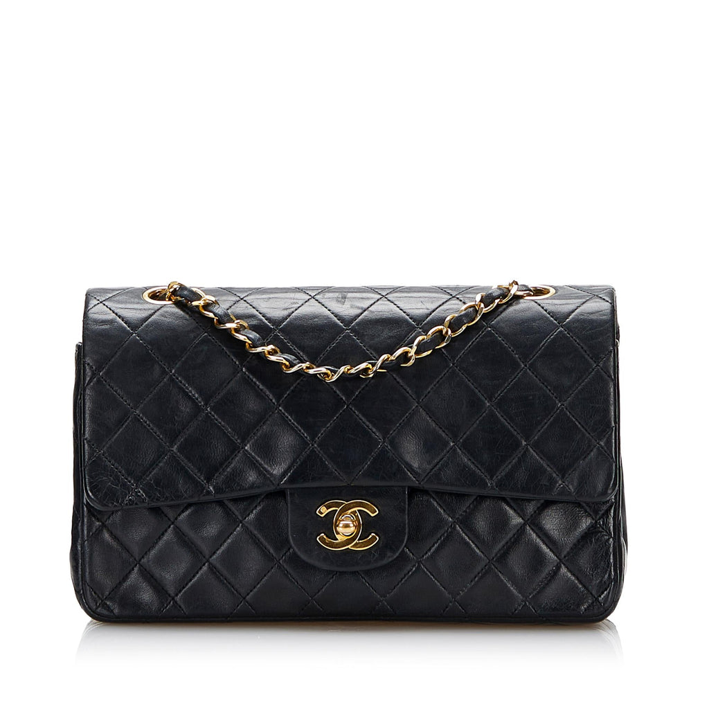 Chanel Medium Classic Lambskin Double Flap (SHG-Z7N1wd)