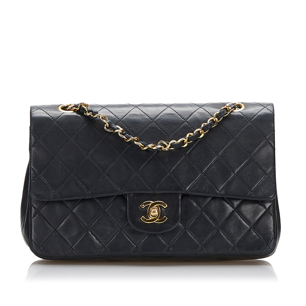 Chanel Medium Classic Lambskin Double Flap (SHG-8sT9Z0)