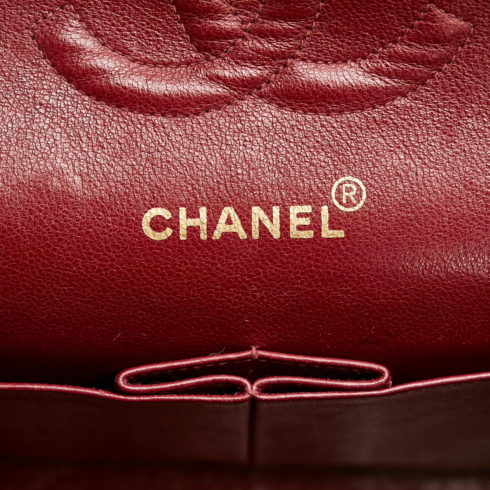 Chanel Medium Classic Lambskin Double Flap (SHG-jljyvv)