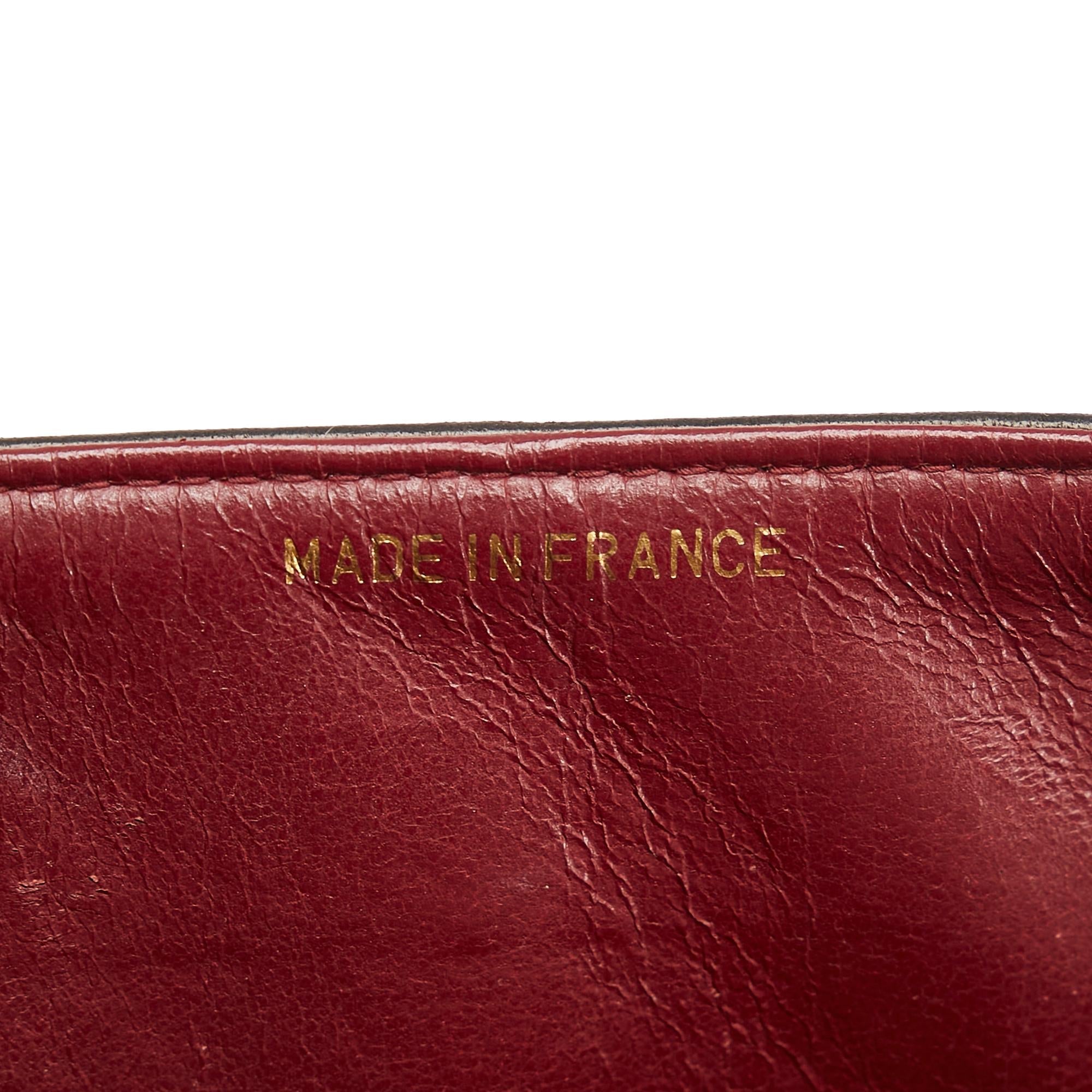 Chanel Medium Classic Lambskin Double Flap (SHG-Vy6wu2)