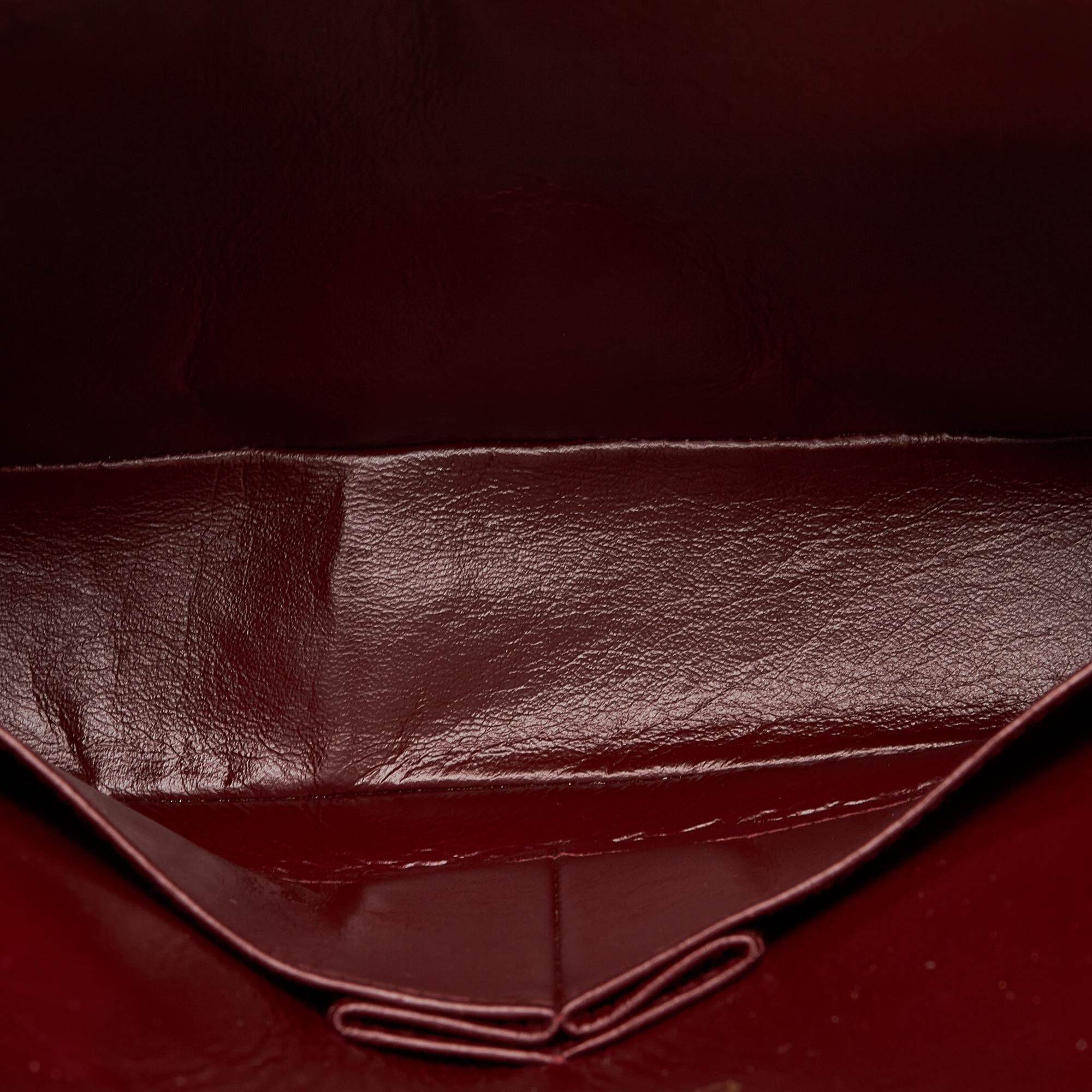 Chanel Medium Classic Lambskin Double Flap (SHG-8yIQ3v)