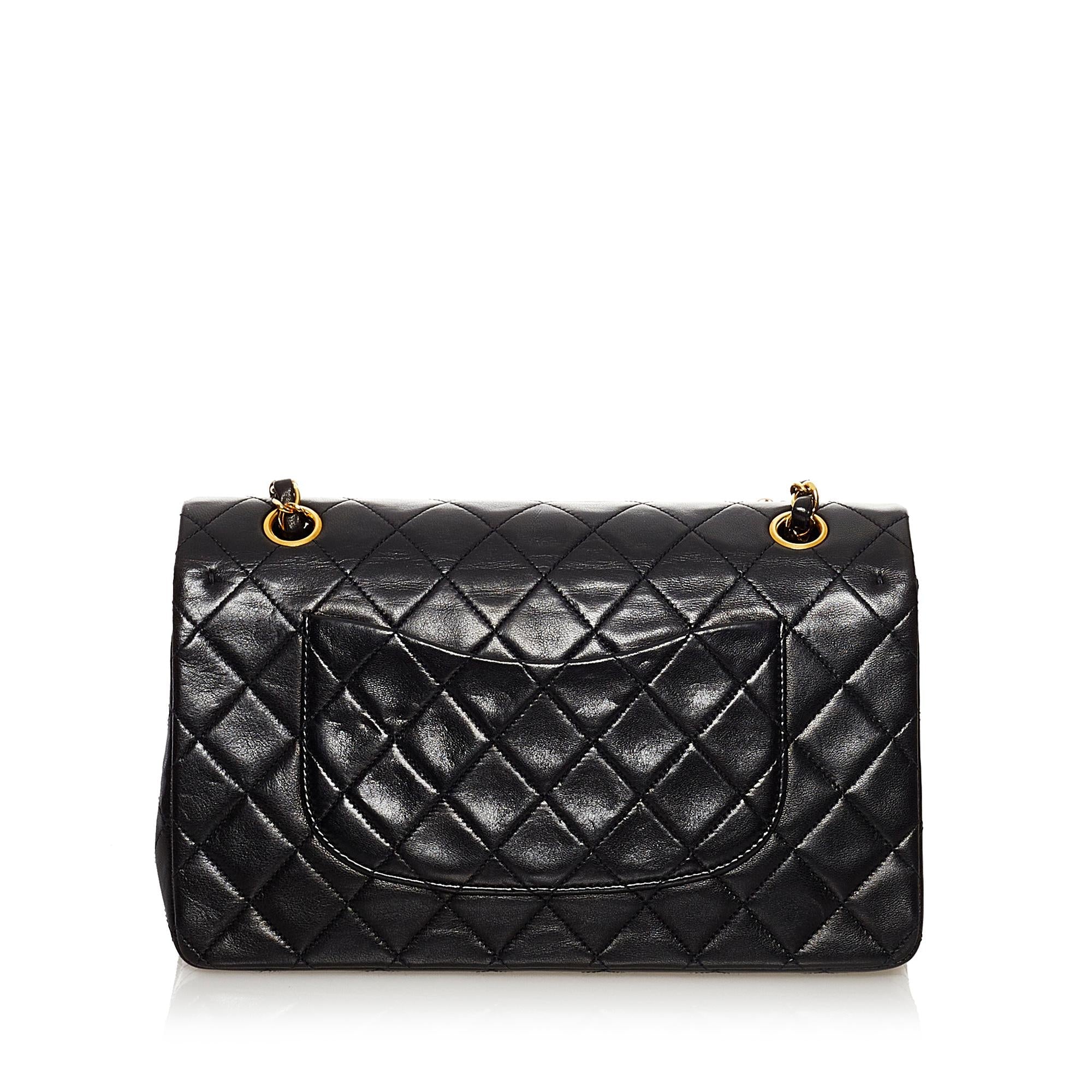Chanel Medium Classic Lambskin Double Flap (SHG-GlwoII)